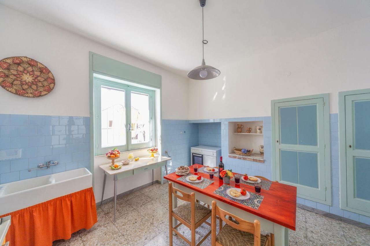 Casa Mamma Rita - Family House Villa Marina di Mancaversa Exteriör bild